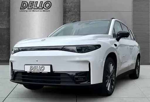 Neu Leapmotor C10 215 PS (158 kW) 2026 Weiß SUV