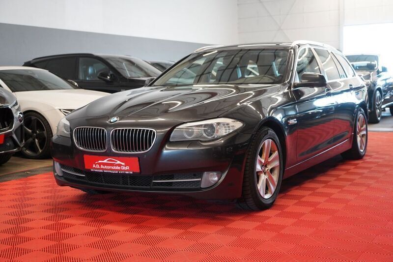 Sophistograu brillanteffekt me Gebraucht 2012 BMW 530 Performance Kombi | 6.250 € (Superpreis) - Bild 1/4
