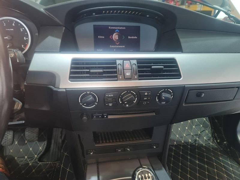 Second-hand BMW 525 191 CP (140 kW) 2004 Negru Break