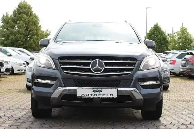 Gebraucht Mercedes ML350 AMG line 258 PS (189 kW) 2015 Grau SUV