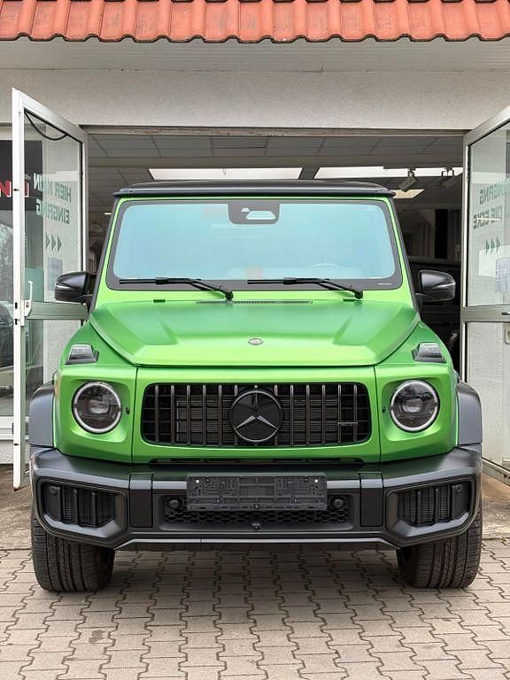 Neu Mercedes G63 AMG AMG 585 PS (430 kW) 2025 Grün SUV