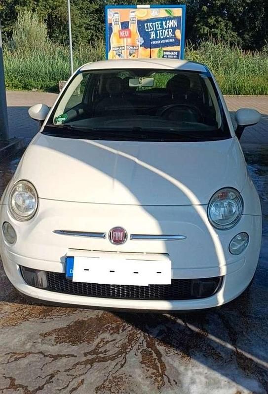 Gebraucht Fiat 500 Pop 69 PS (50 kW) 2011 Weiß Kleinwagen
