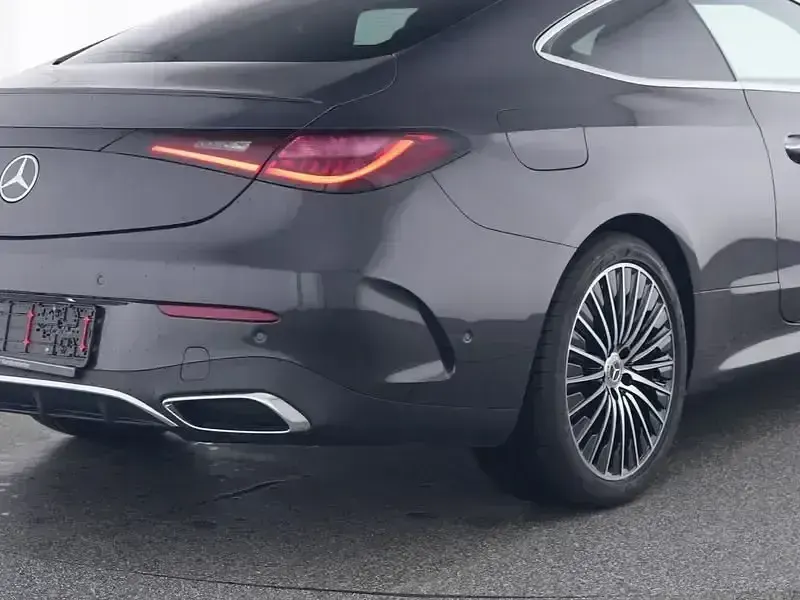 Gebraucht Mercedes CLE200 AMG 204 PS (150 kW) 2025 Lack graphitgrau metalli Coupé