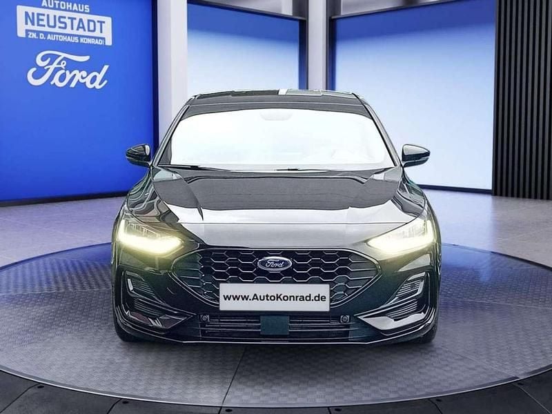 Neu Ford Focus ST-Line X 125 PS (91 kW) 2025 Agate black metallic Limousine