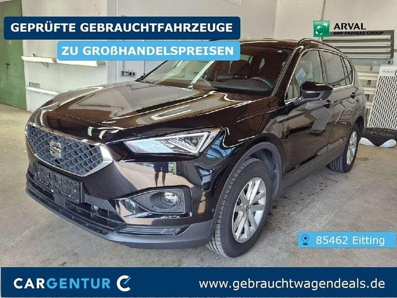 Deep schwarz perleffekt Gebraucht 2023 Seat Tarraco Style SUV | 27.290 € (Guter Preis) - Bild 1/2