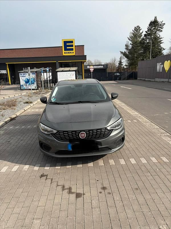 Gebraucht Fiat Tipo Pop 70 PS (51 kW) 2017 Grau Limousine