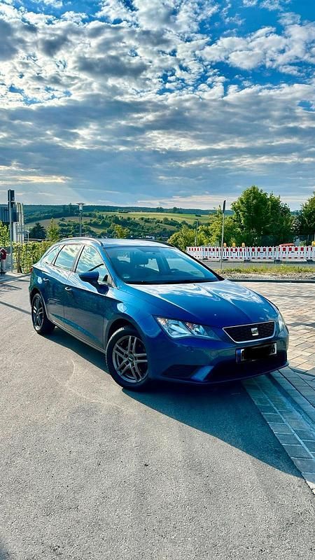 Blau Gebraucht 2015 Seat Leon Kombi | 7.200 € (Fairer Preis) - Bild 1/4