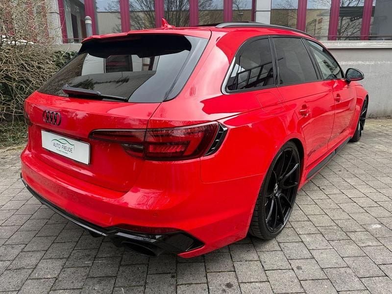 Gebraucht Audi RS4 Ambiente 450 PS (330 kW) 2018 Rot Kombi