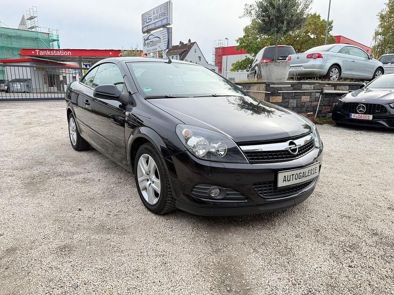 Gebraucht Opel Astra Cabriolet Edition 140 PS (102 kW) 2010 Schwarz Cabrio