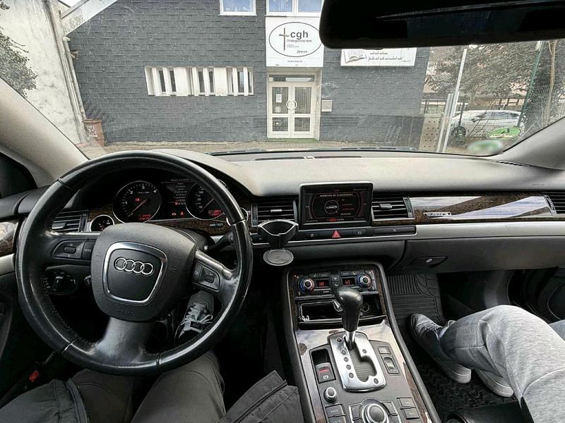Gebraucht Audi A8 330 PS (242 kW) 2007 Beige Limousine
