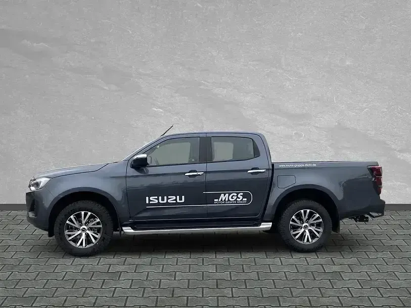 Gebraucht Isuzu D-Max 163 PS (119 kW) 2024 Obsidian grey Pickup
