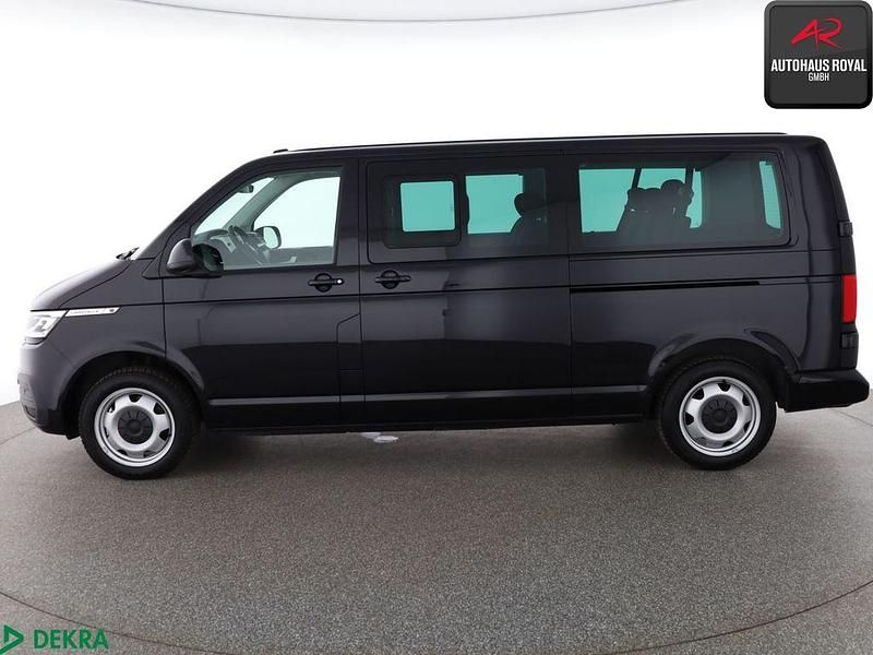 Gebraucht VW Caravelle 204 PS (150 kW) 2023 Deep black Van / Kleinbus