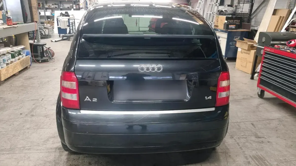 Gebraucht Audi A2 75 PS (55 kW) 2005 Schwarz Kleinwagen