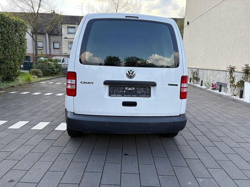 Second-hand VW Caddy 75 CP (55 kW) 2013 Alb Monovolum