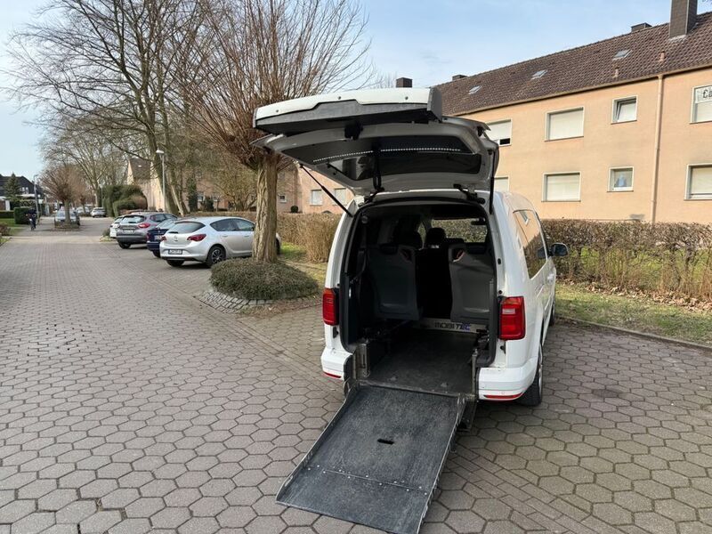 Weiß Gebraucht 2019 VW Caddy Maxi S Van / Kleinbus | 12.300 € - Bild 1/4