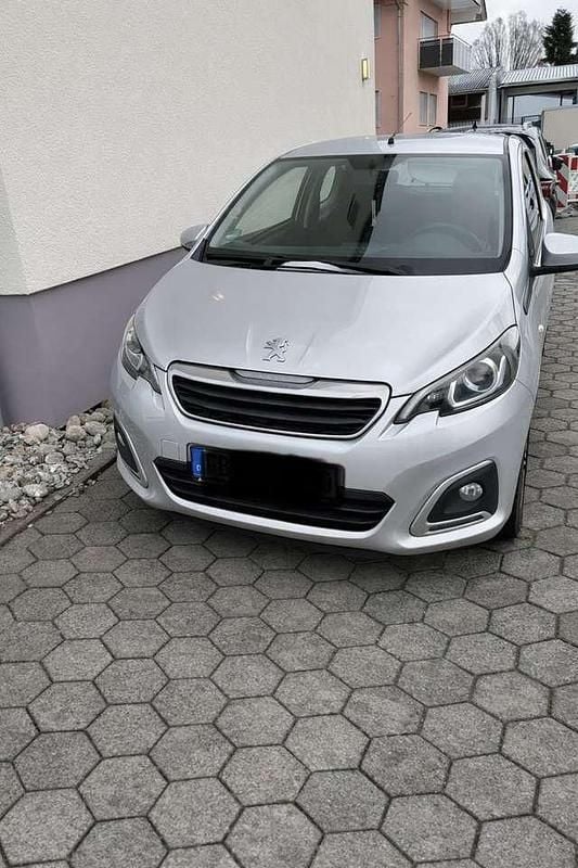 Gebraucht Peugeot 108 Allure 82 PS (60 kW) 2017 Grau Kleinwagen
