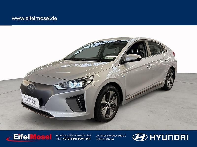Gebraucht Hyundai Ioniq Premium 88 kW (120 PS) 2020 Silber Kleinwagen