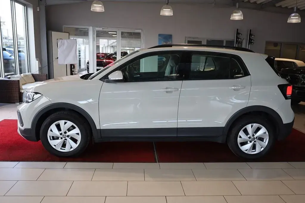 Gebraucht VW T-Cross Life 95 PS (69 kW) 2024 Ascotgrau SUV