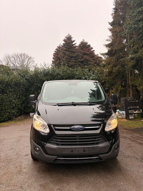 Gebraucht Ford Transit Custom 184 PS (135 kW) 2016 Schwarz Van / Kleinbus