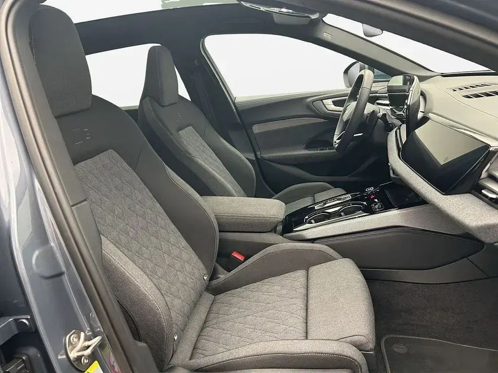 Second-hand Audi A5 Ambiente 299 CP (219 kW) 2025 Albastru Break