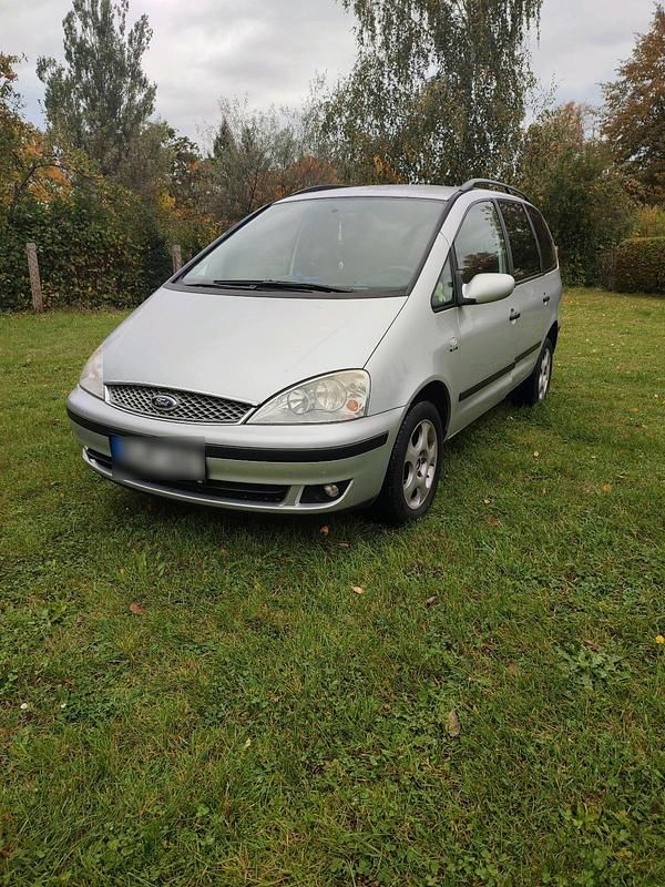 Usata Ford Galaxy 145 CV (106 kW) 2005 Argento Monovolume