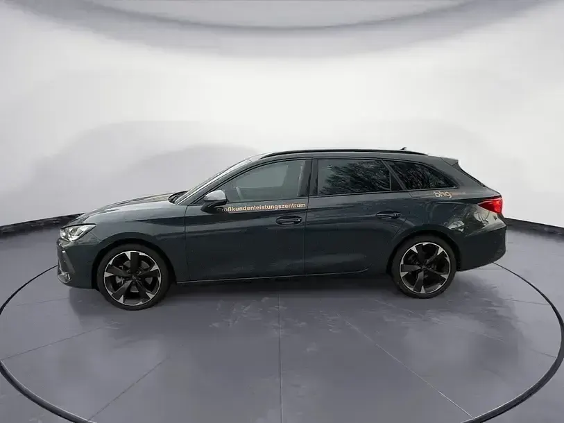 Usata Cupra Leon 150 CV (110 kW) 2024 Blu Station wagon