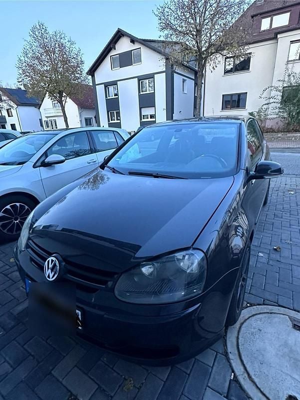 Schwarz Gebraucht 2005 VW Golf V Kleinwagen | 1.700 € (Guter Preis) - Bild 1/4