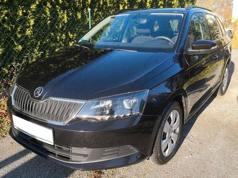 Gebraucht Skoda Fabia Ambition 90 PS (66 kW) 2015 Schwarz Kombi