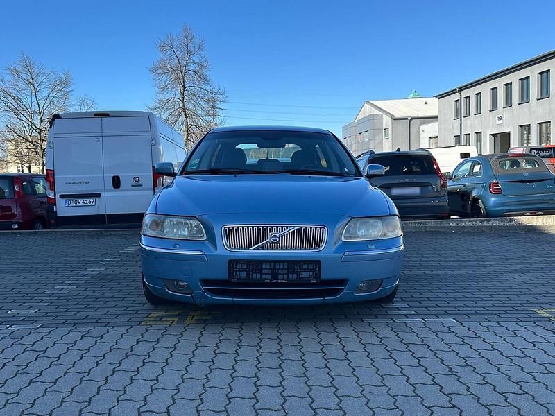 Gebraucht Volvo V70 163 PS (119 kW) 2005 Blau Kombi