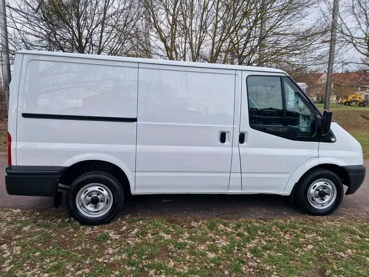 Usata Ford Transit 100 CV (73 kW) 2013 Bianco Monovolume