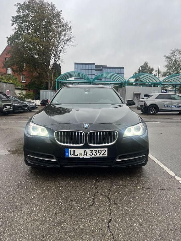 Schwarz Gebraucht 2013 BMW 535 Limousine | 12.990 € (Superpreis) - Bild 1/4