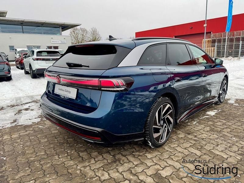 Gebraucht VW ID.7 Pro 210 kW (286 PS) 2025 Aquamarinblau Kombi