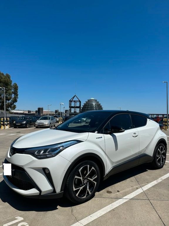Weiß Gebraucht 2021 Toyota C-HR Team SUV | 27.000 € - Bild 1/4