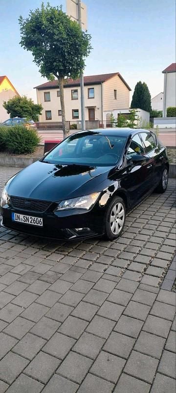 Schwarz Gebraucht 2016 Seat Leon Limousine | 8.000 € (Superpreis) - Bild 1/4