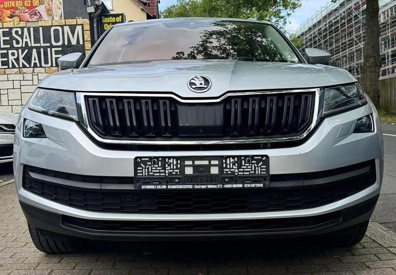 Silber Gebraucht 2018 Skoda Kodiaq Active SUV | 23.500 € (Teuer) - Bild 1/4