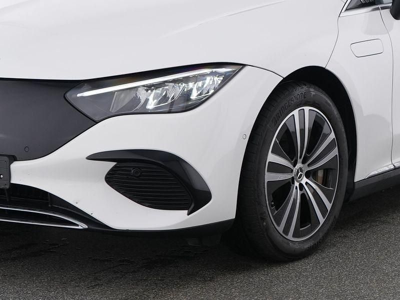 Gebraucht Mercedes EQE300 Advanced Plus 180 kW (245 PS) 2025 Weiß Limousine