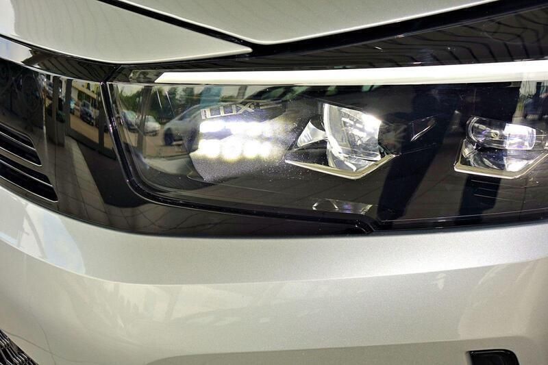 Gebraucht Opel Corsa 101 PS (74 kW) 2024 Silber Kleinwagen