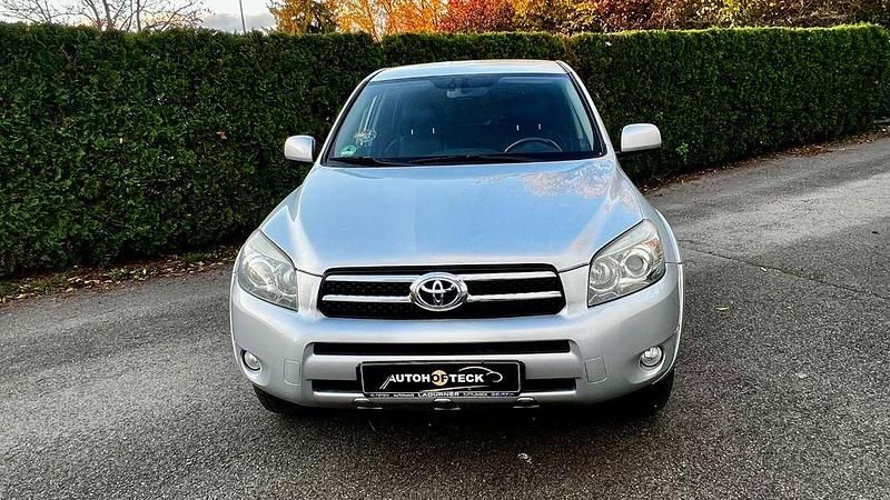 Gebraucht Toyota RAV4 Executive 177 PS (130 kW) 2006 Silber SUV