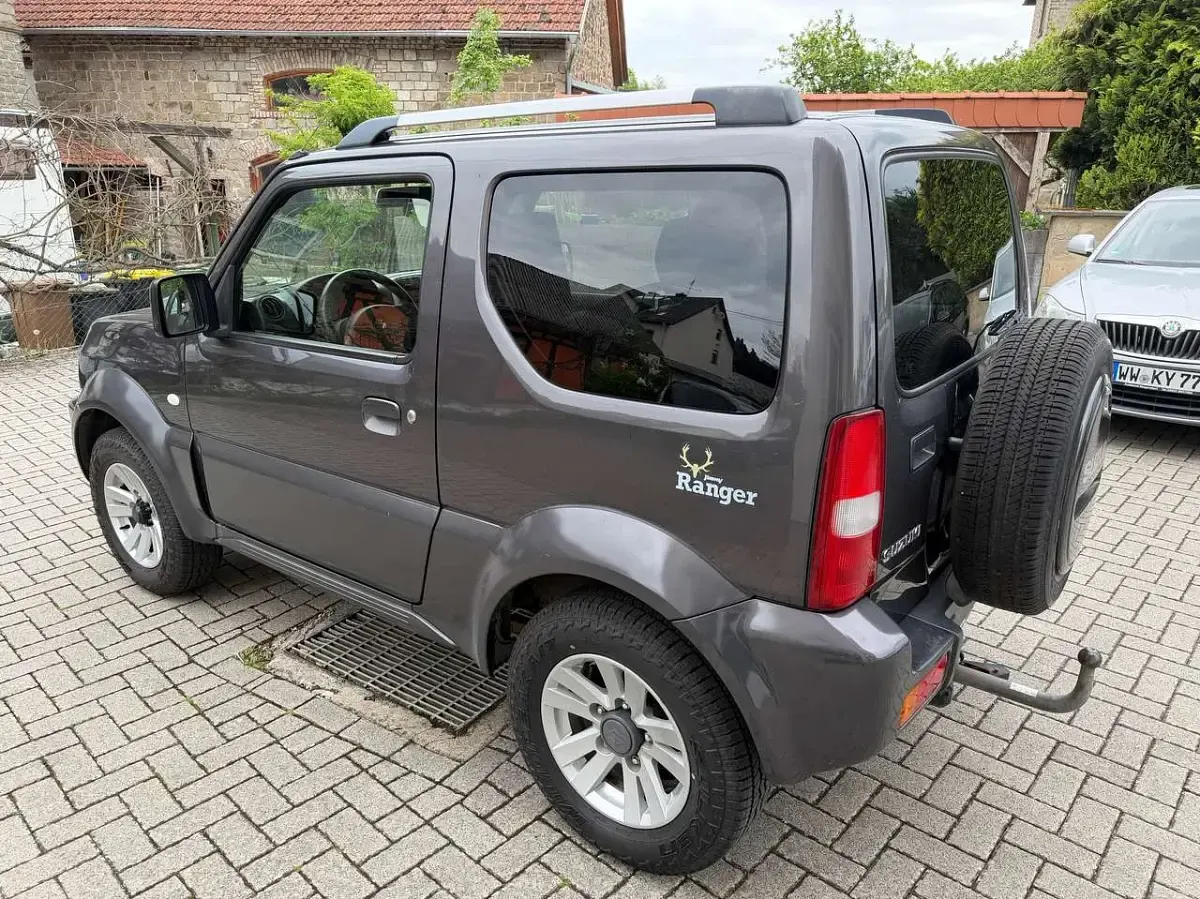 Occasion Suzuki Jimny Style 86 ch (63 kW) 2014 Gris SUV