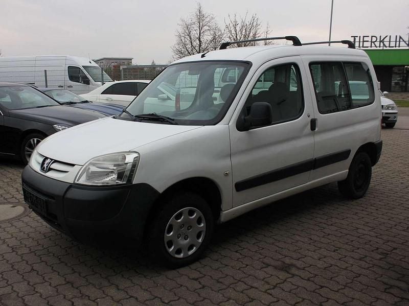 Gebraucht Peugeot Partner 75 PS (55 kW) 2007 Weiß Van / Kleinbus