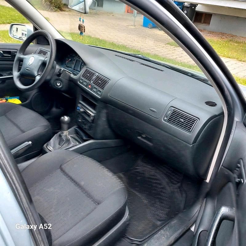 Gebraucht VW Golf IV 75 PS (55 kW) 2002 Silber Limousine