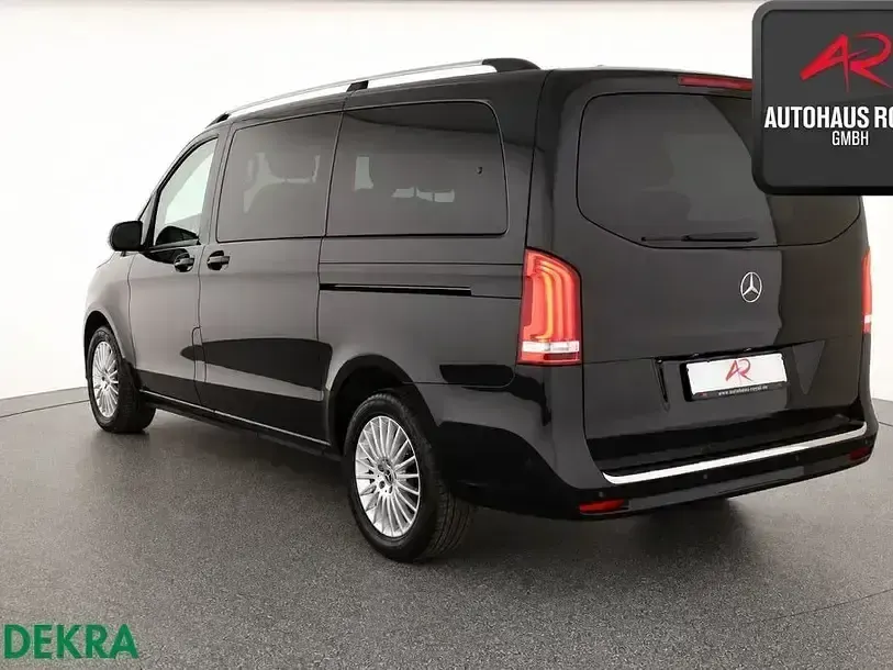 Gebraucht Mercedes V250 Sport 190 PS (139 kW) 2022 Obsidianschwarz Van / Kleinbus