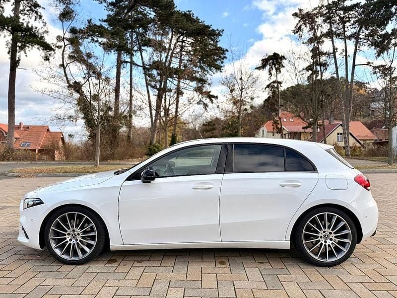 Gebraucht Mercedes A250 Progressive 224 PS (164 kW) 2018 Polarweiss  unilack Limousine