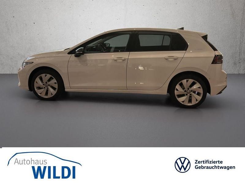 Neu VW Golf VIII 150 PS (110 kW) 2026 Weiß Limousine