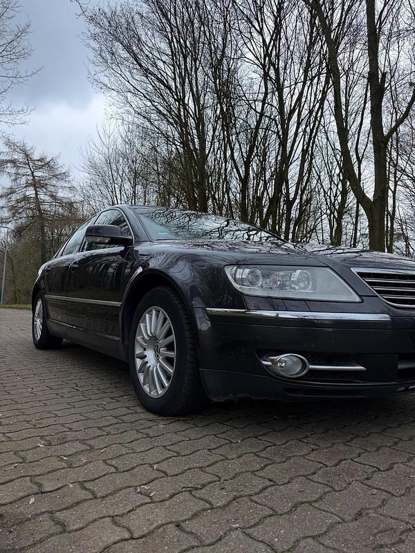 Gebraucht VW Phaeton 240 PS (176 kW) 2009 Grau Limousine