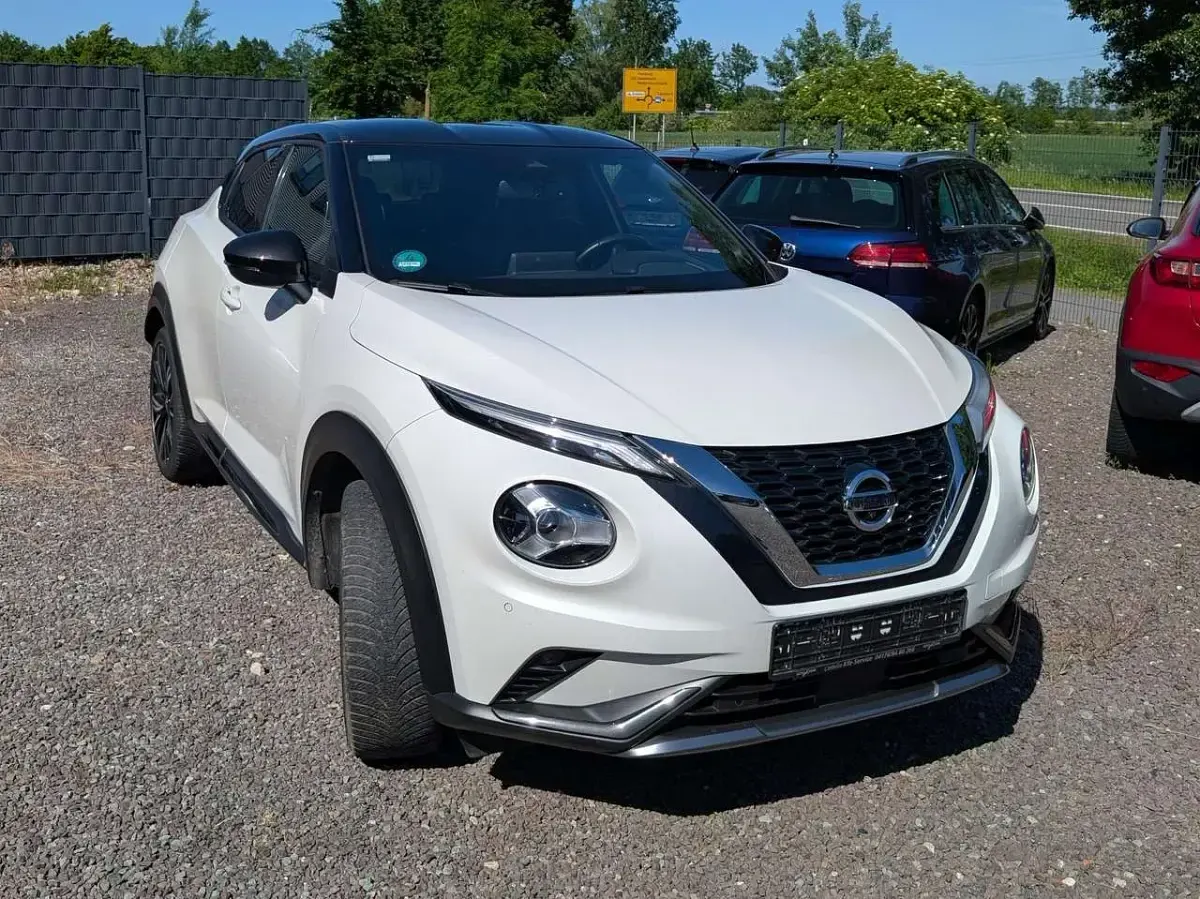Gebraucht Nissan Juke 117 PS (86 kW) 2021 Pearl white/black m SUV