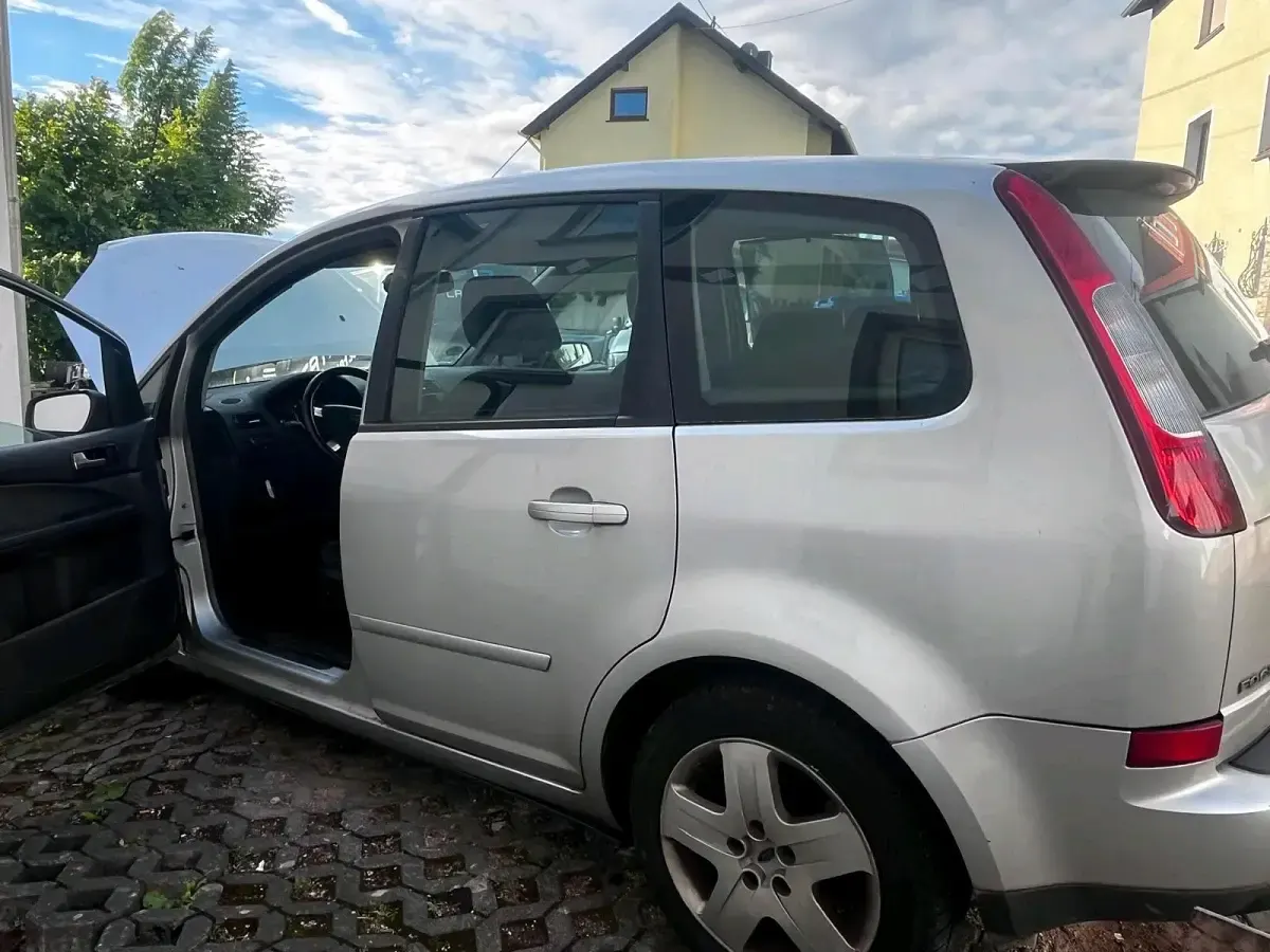 Gebraucht Ford C-MAX 115 PS (84 kW) 2005 Silber Van / Kleinbus