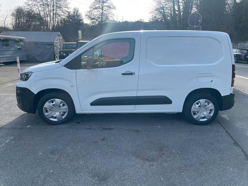 Gebraucht Peugeot Partner Premium 102 PS (75 kW) 2020 Blanc banquise Van / Kleinbus