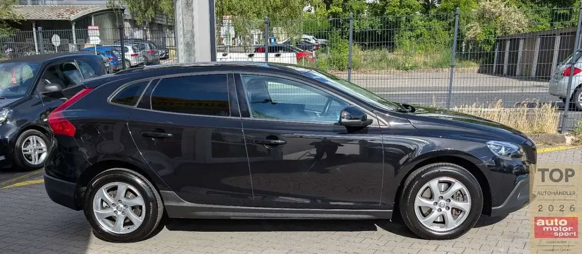 Gebraucht Volvo V40 CC 120 PS (88 kW) 2014 Schwarz Kombi