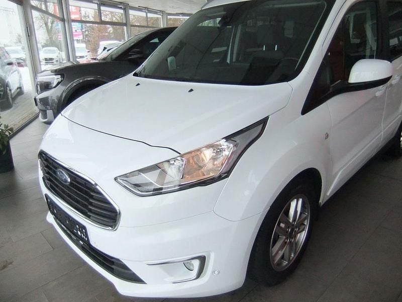 Weiß Gebraucht 2019 Ford Tourneo Connect Titanium Van / Kleinbus | 14.199 € (Superpreis) - Bild 1/4